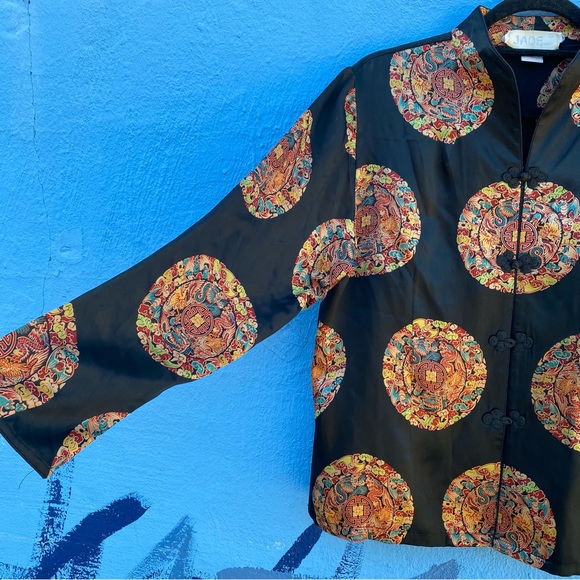 Vintage black silk blouse with asian designs frog buttons, Jade brand, Medium - Picture 5 of 11